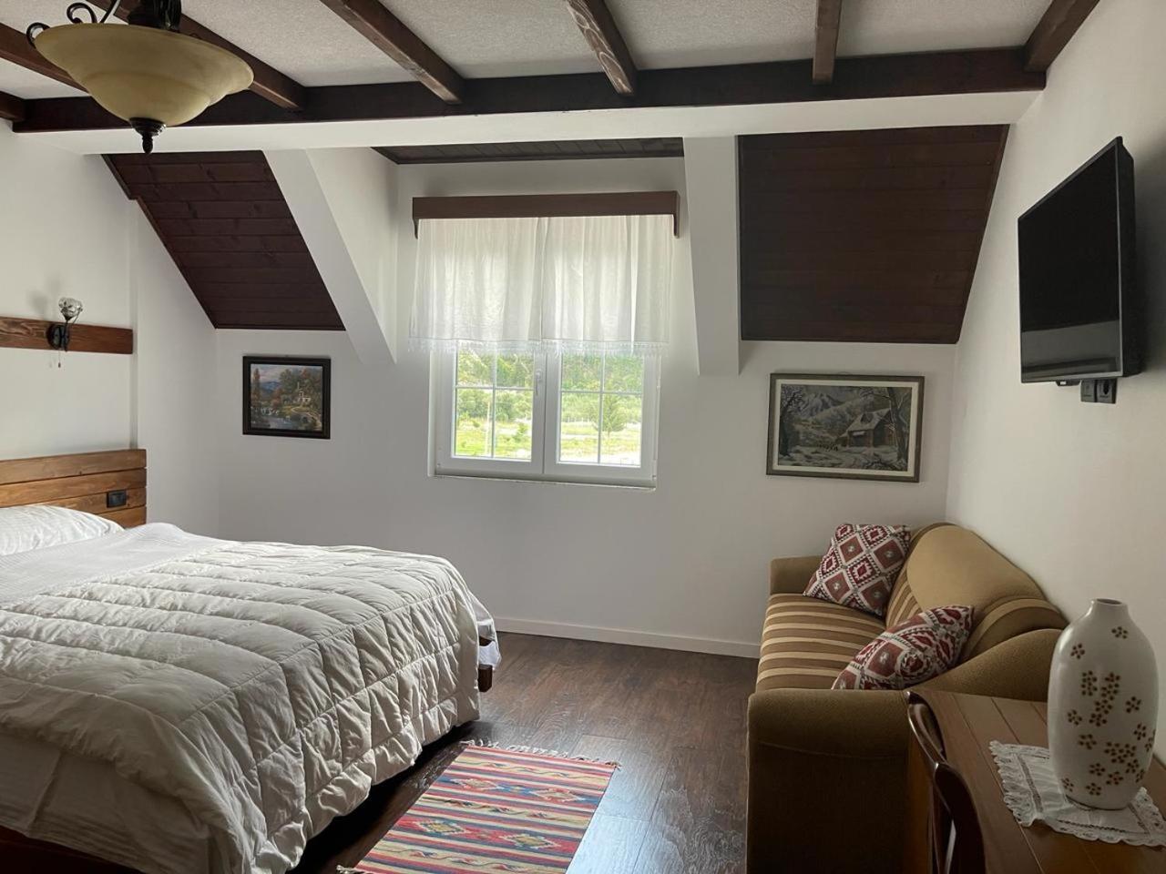 Bujtina Valbone Otel Dış mekan fotoğraf