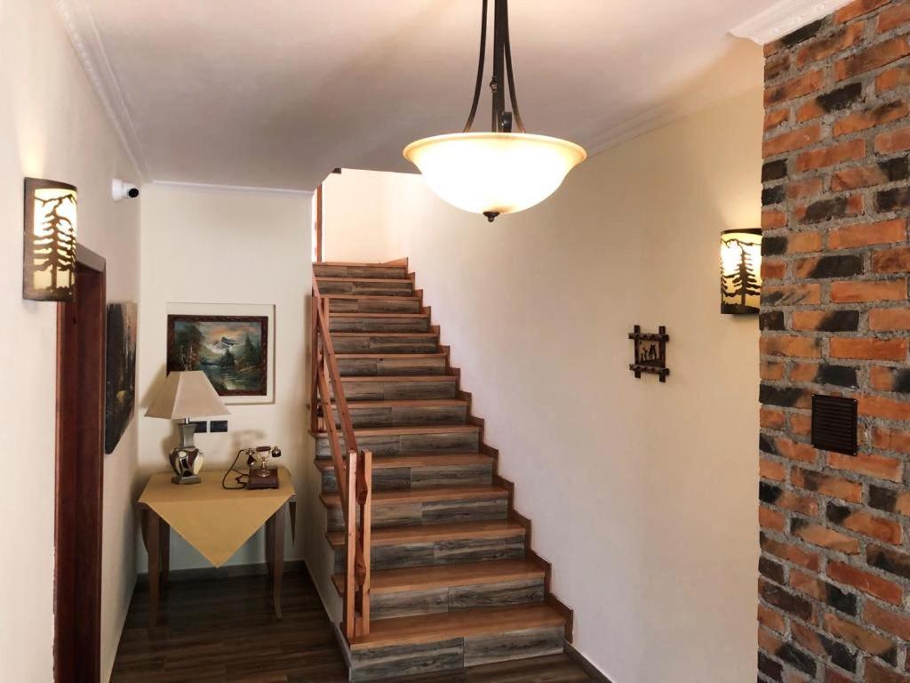 Bujtina Valbone Otel Dış mekan fotoğraf
